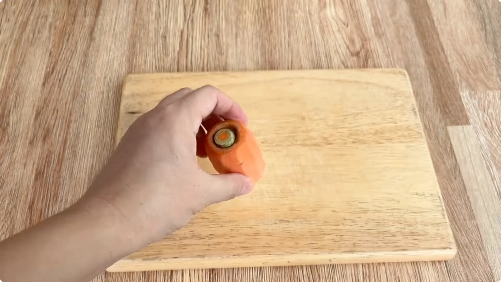 How Lemons Can Boost Rose Root Growth and Blooming screenshot 9