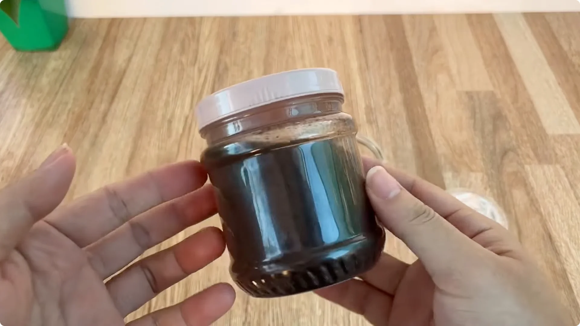 How Did This Rose Branch Suddenly Take Root and Bloom? screenshot 1