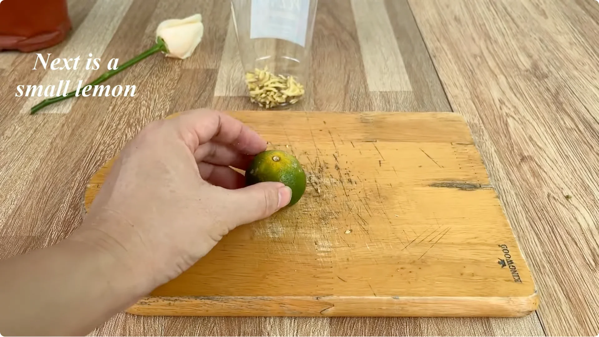 How Garlic Helped the Rose Branch Suddenly Bloom Abundantly screenshot 9