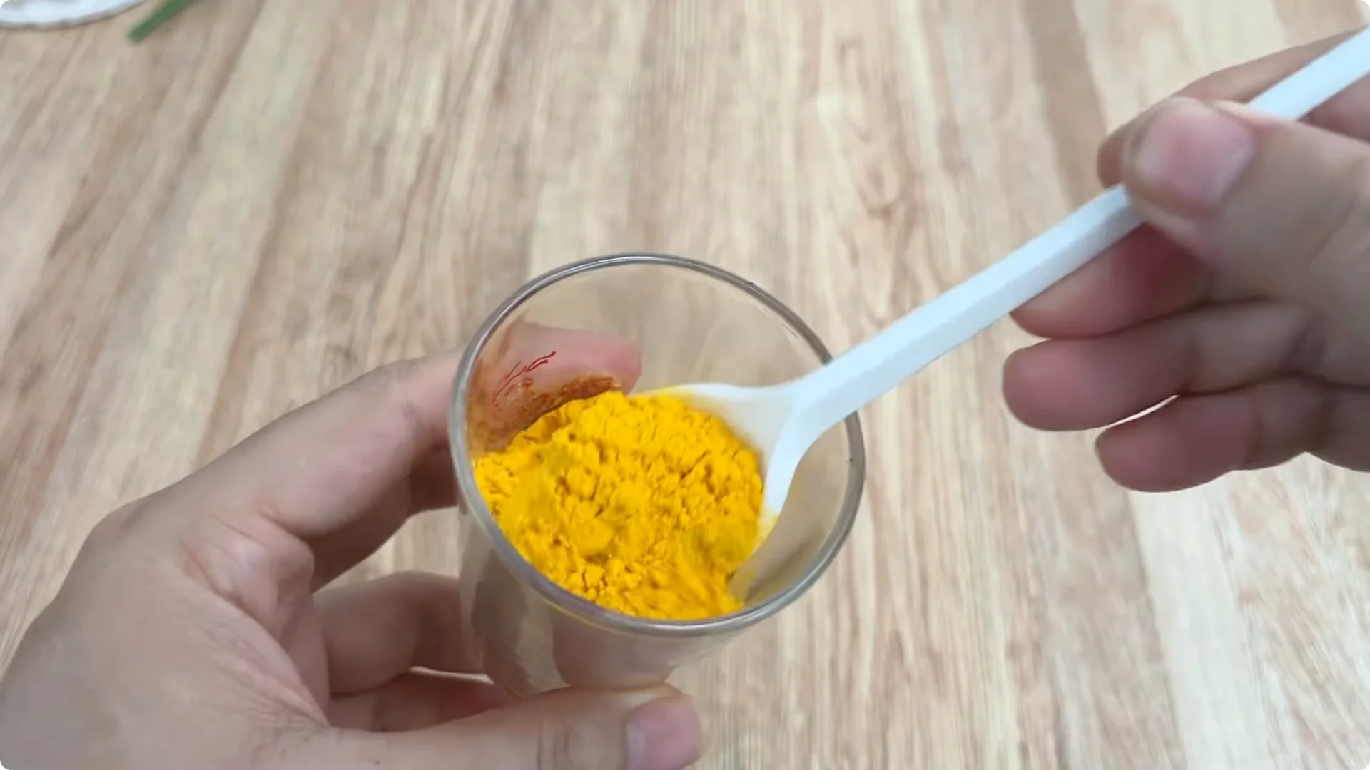 How One Egg Sparked a Rose Branch to Bloom and Root Deep screenshot 10