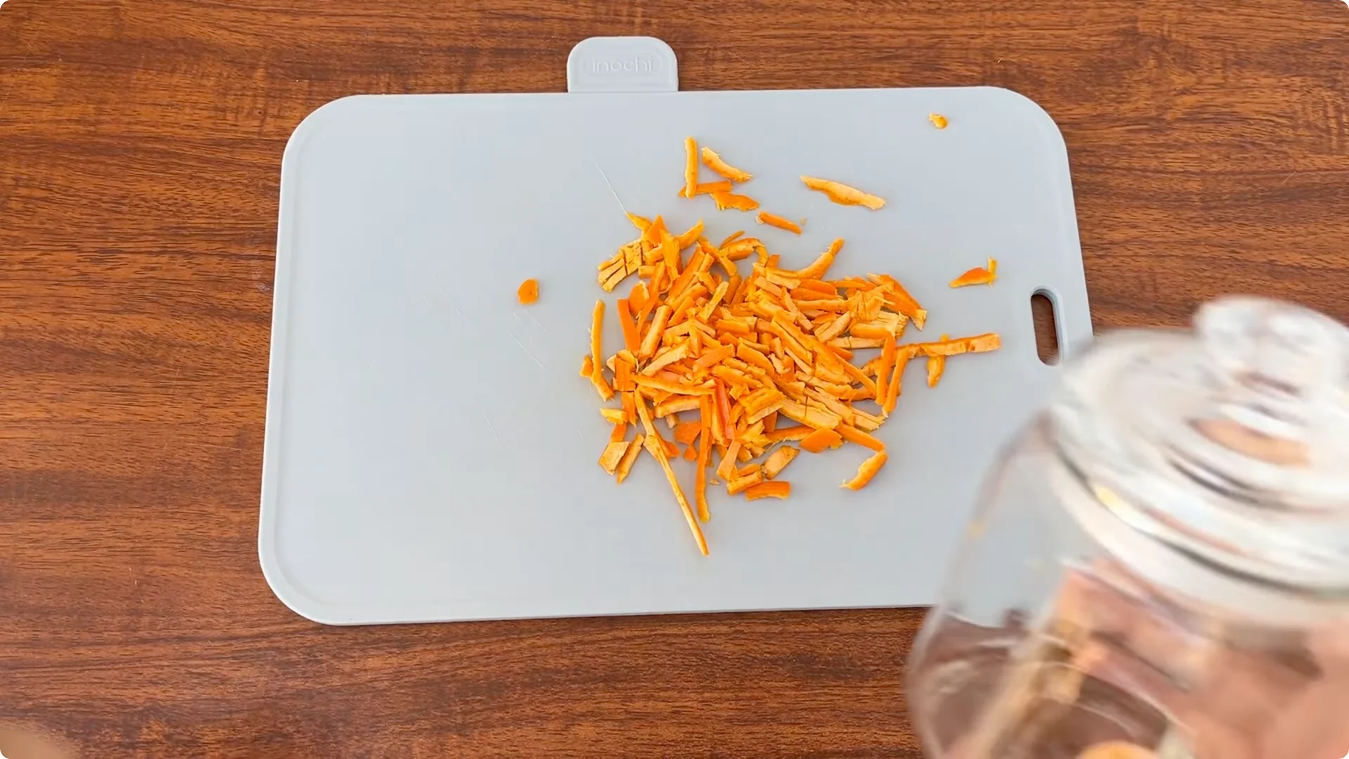 How One Piece in a Rose Pot Sparks Thriving Blooms screenshot 2