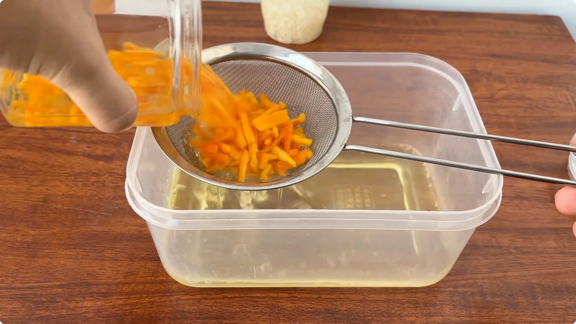 How One Piece in a Rose Pot Sparks Thriving Blooms screenshot 9