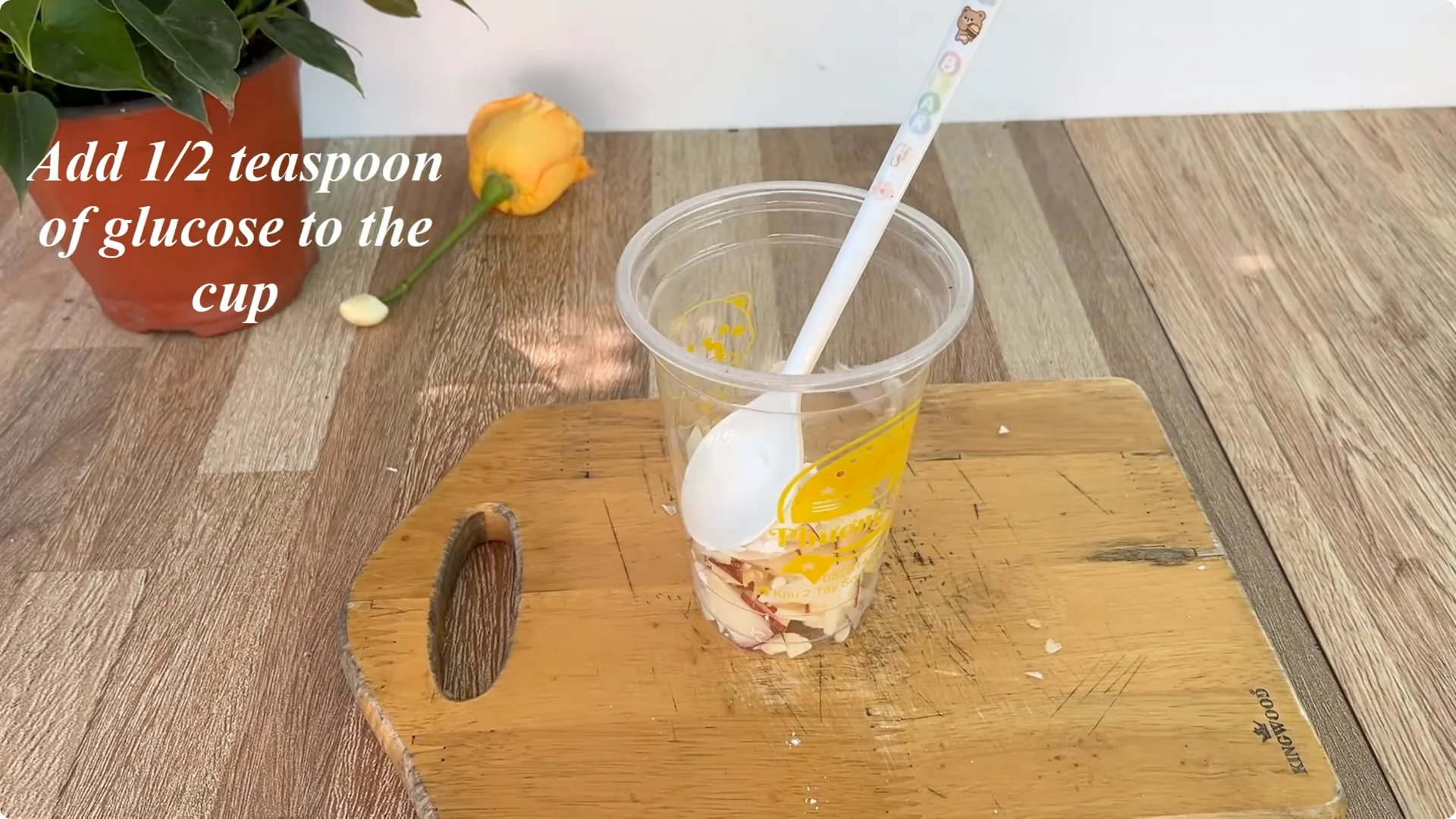 How One Thin Rose Slice Sparks Roots and Blooming Branches screenshot 4