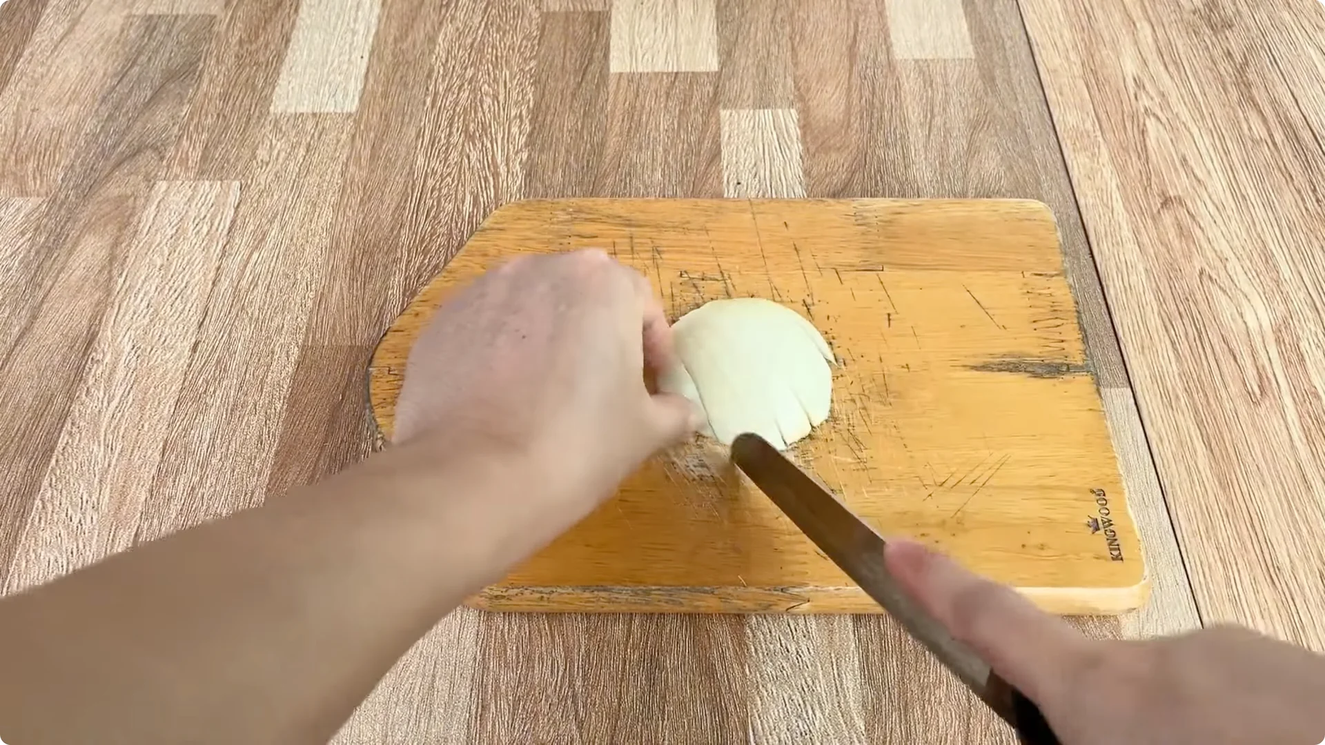 How Onions Unlock a Faster Way to Propagate Roses screenshot 5