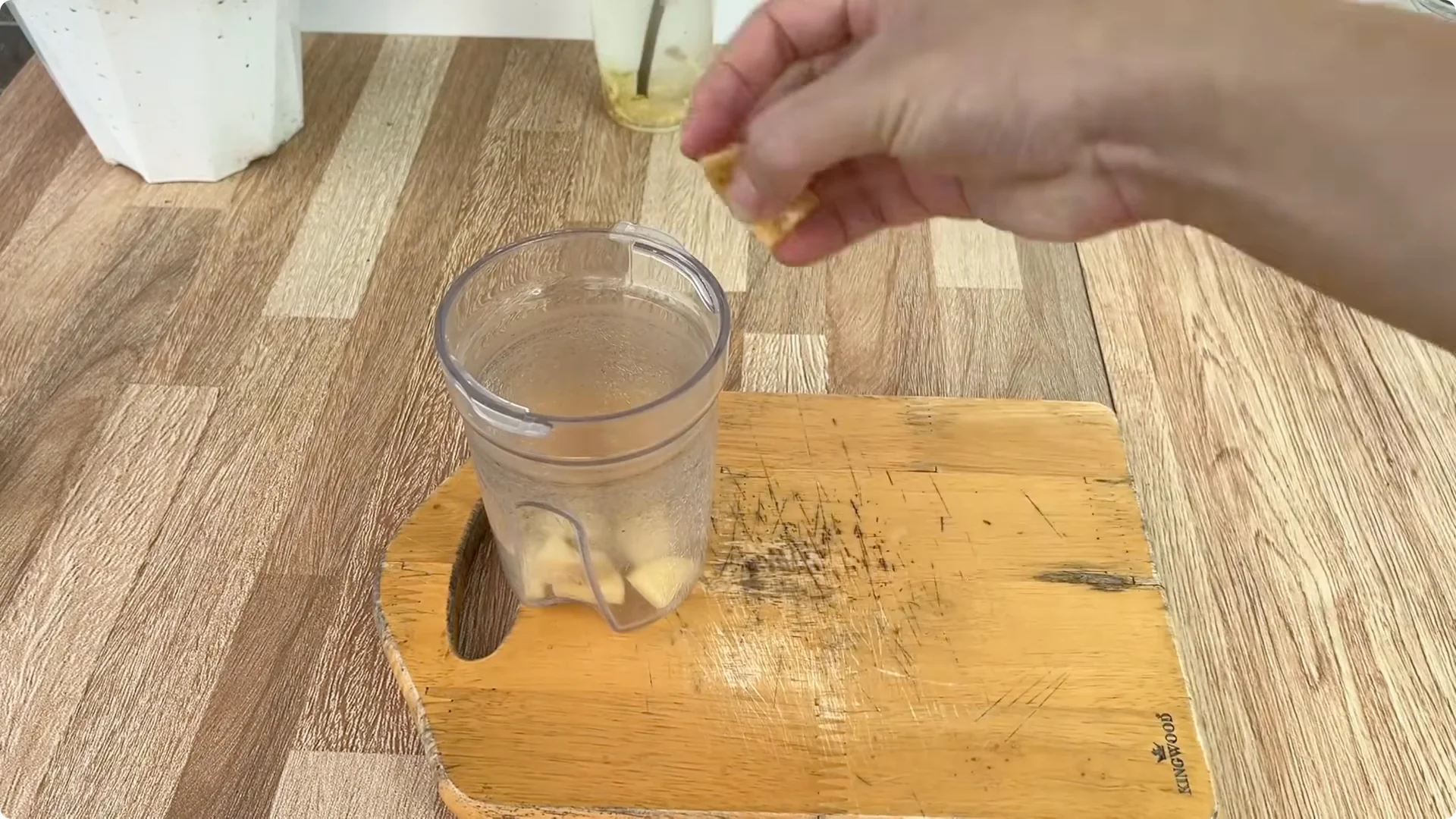 Why Placing a Rose Branch in a Potato Sparks Rapid Root Growth screenshot 8