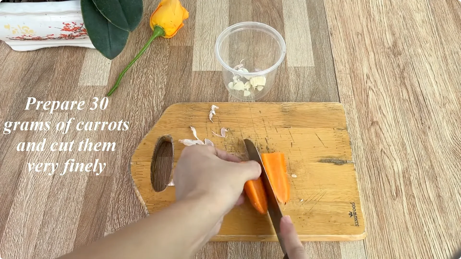 How Garlic Sparks Rose Branches to Root and Bud Overnight screenshot 13