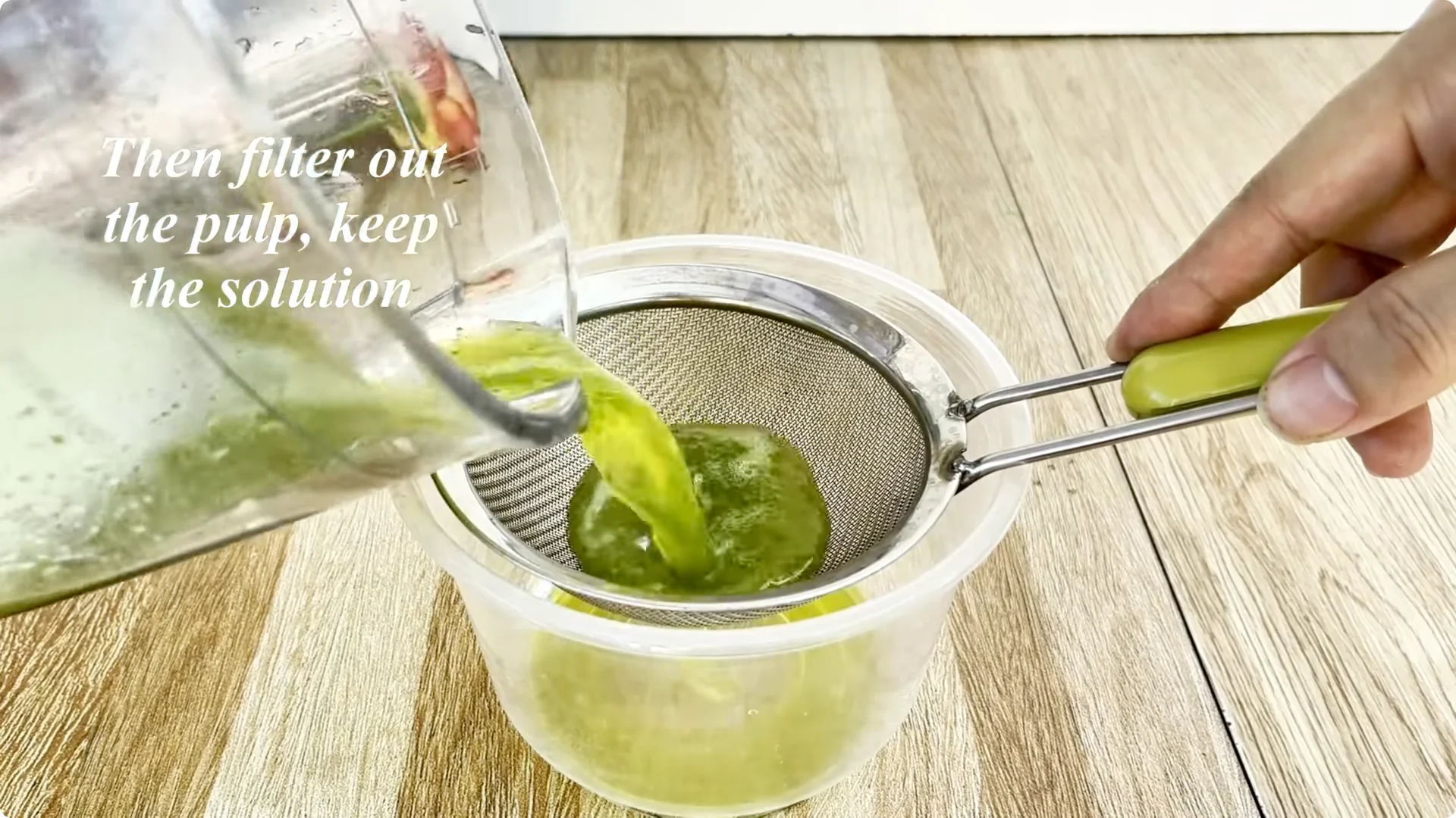 How Garlic Transforms Your Rose Plant’s Roots and Blooms screenshot 3