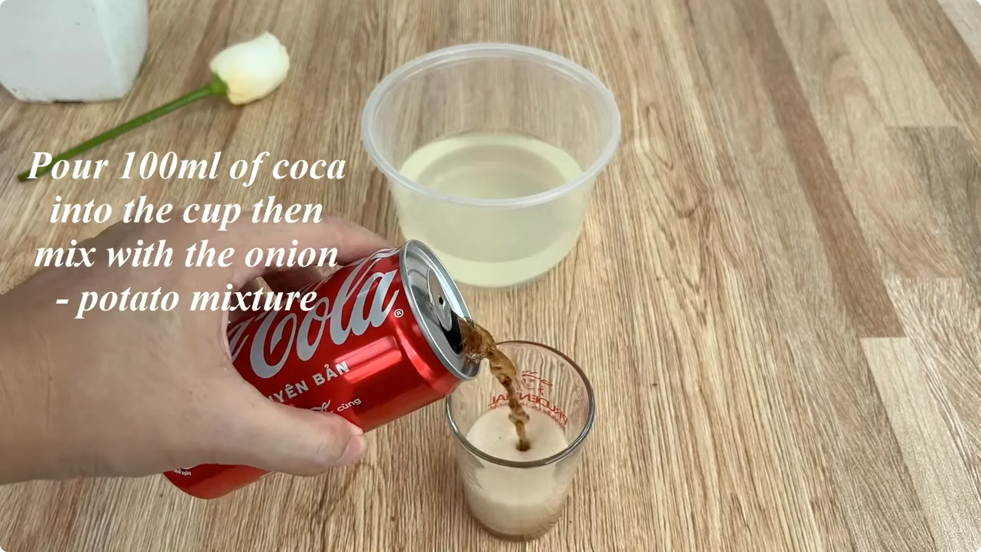 How Inserting a Potato Makes Rose Branches Bloom Abundantly screenshot 3