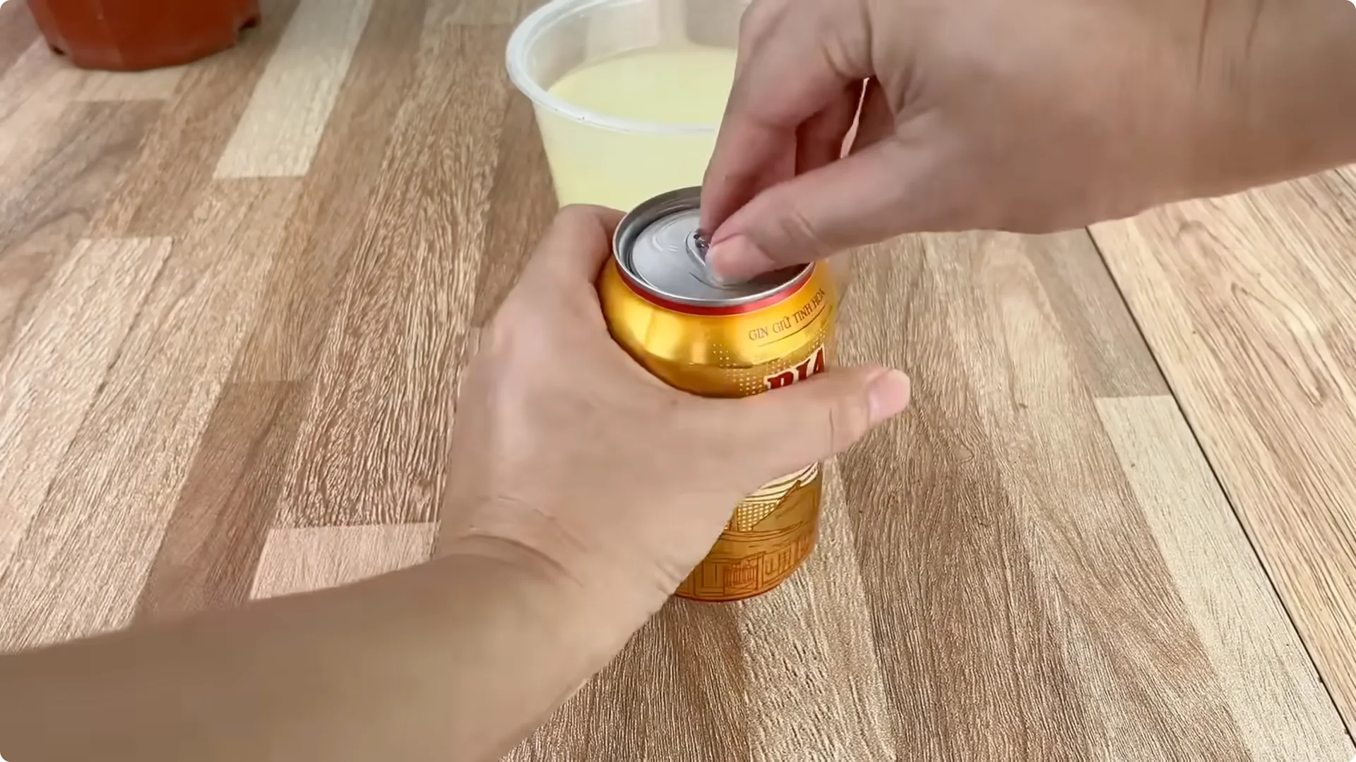 How One Cup Can Transform Your Rose Plant’s Growth screenshot 6