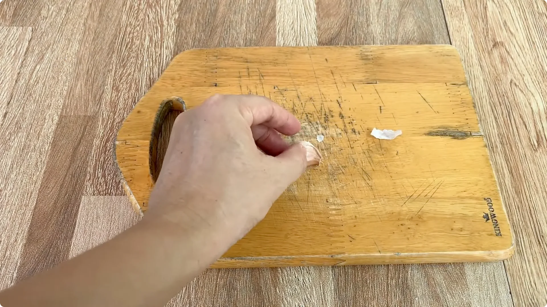 How One Cup Sparks 1001 Roots and Year-Round Roses screenshot 3