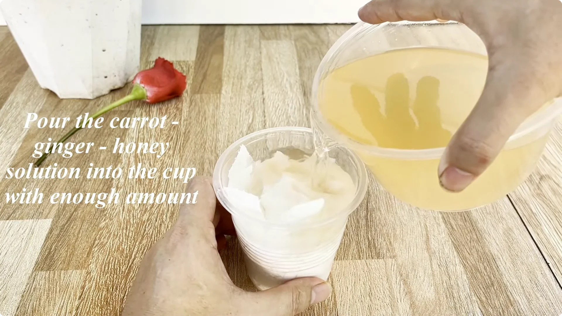 How One Spoon Helps Rose Branches Root and Bloom Rapidly screenshot 5