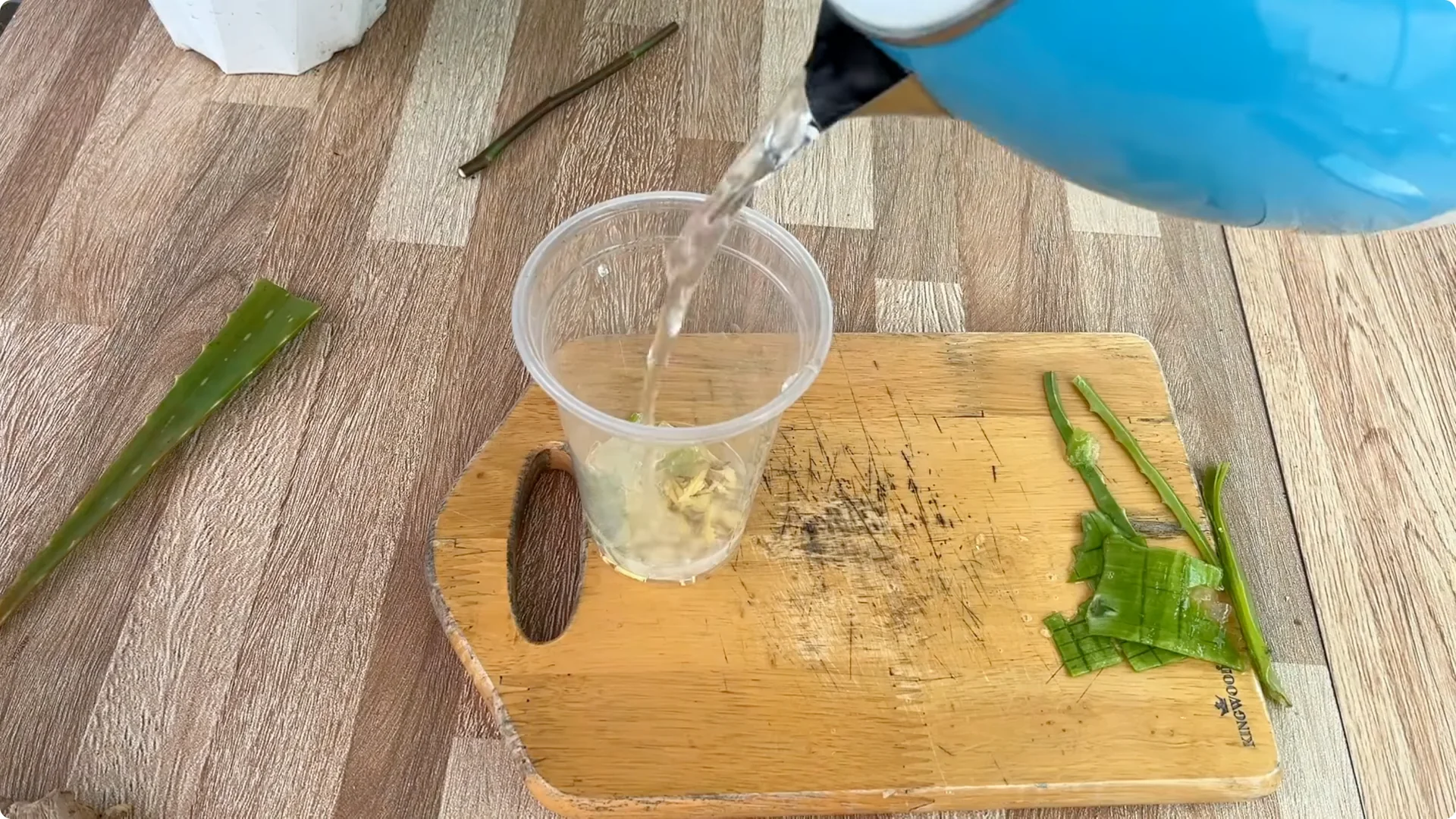 How One Thin Slice Made the Rose Branch Root and Bud Overnight screenshot 2