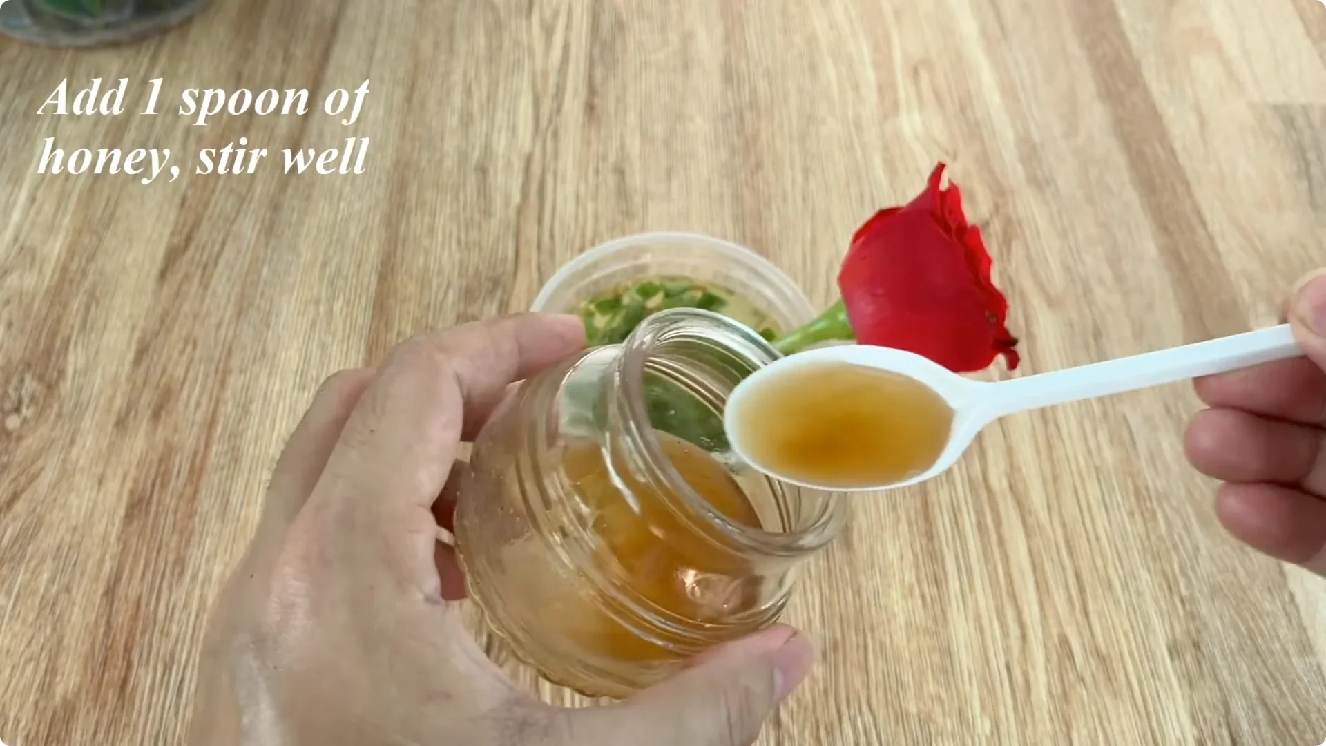 What Happens When You Graft a Rose Branch Onto a Cucumber? screenshot 7